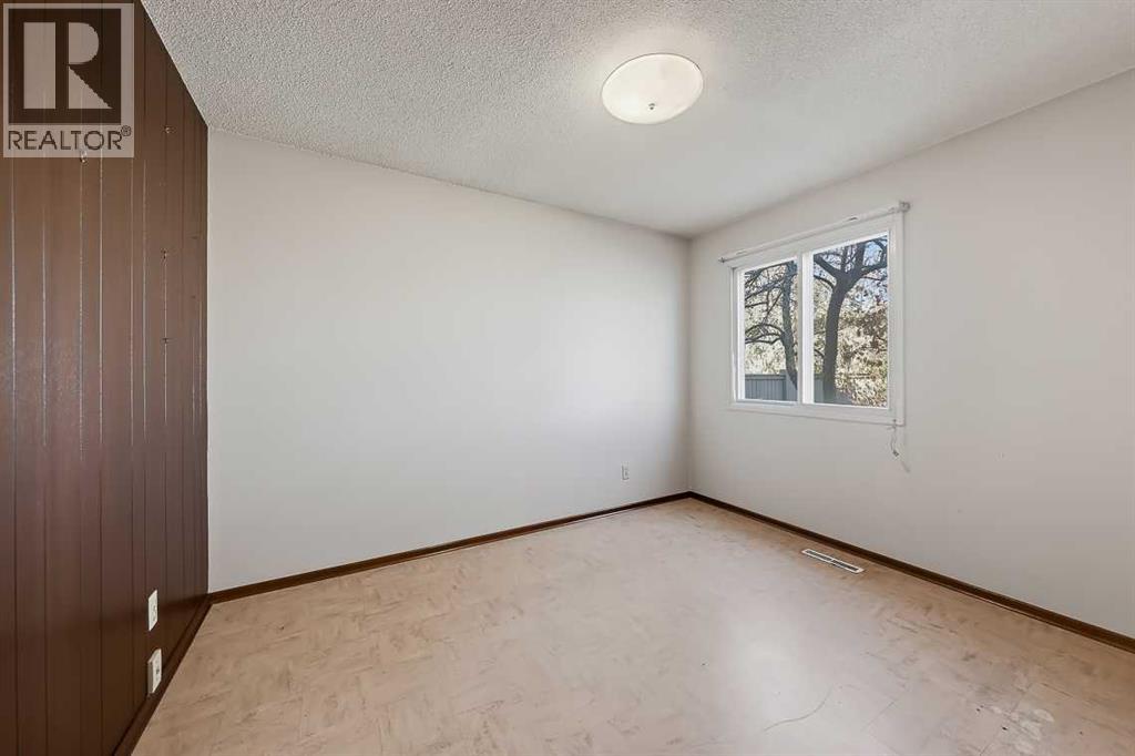 210 2 Avenue Se Property Photo 18