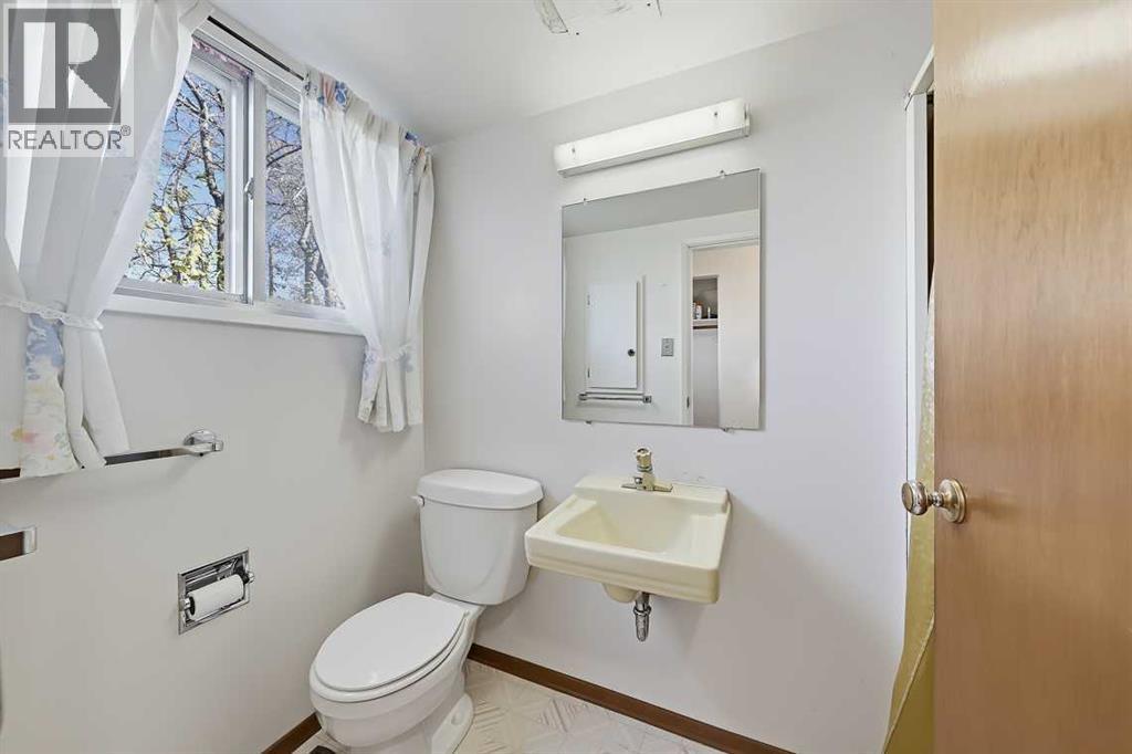 210 2 Avenue Se Property Photo 19