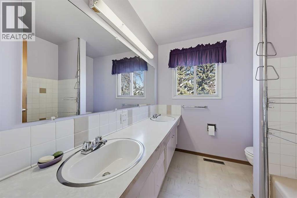 210 2 Avenue Se Property Photo 22
