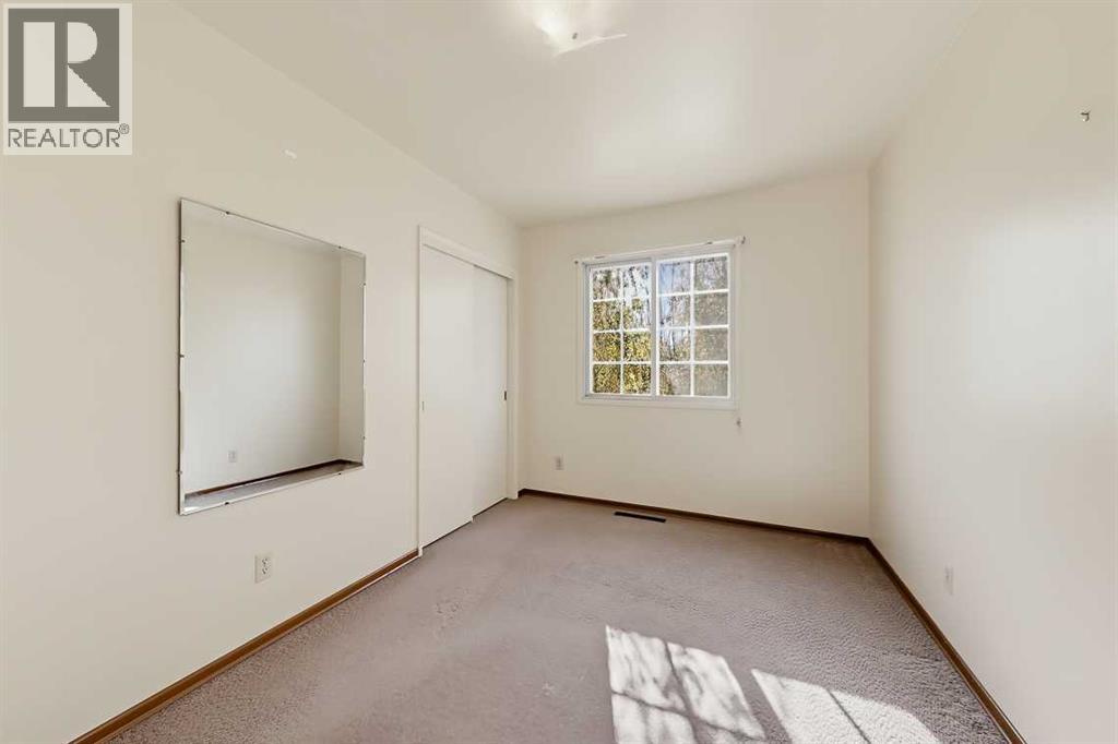 210 2 Avenue Se Property Photo 24
