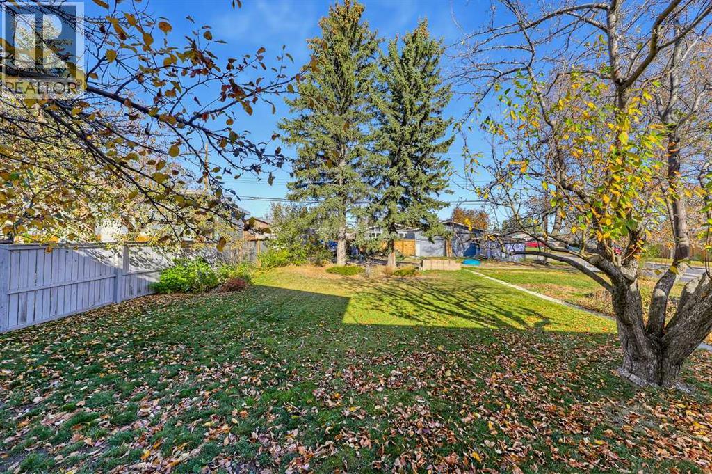 210 2 Avenue Se Property Photo 30