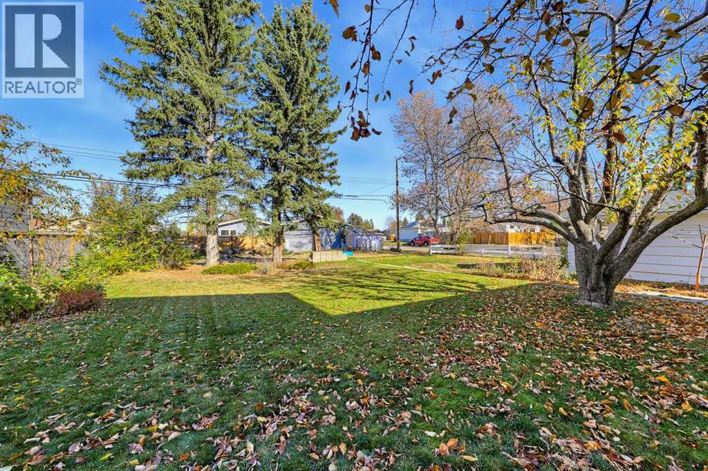 210 2 Avenue Se Property Photo 31