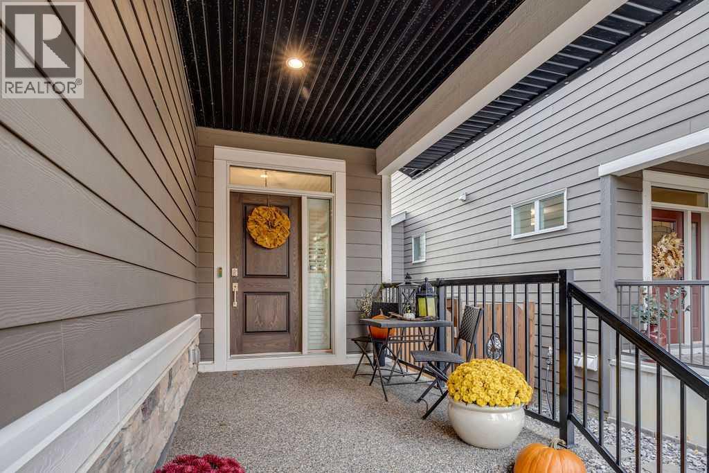 64 Cranbrook Crescent Se Property Photo 3