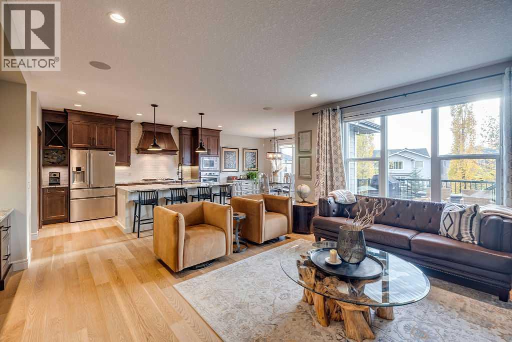 64 Cranbrook Crescent Se Property Photo 16