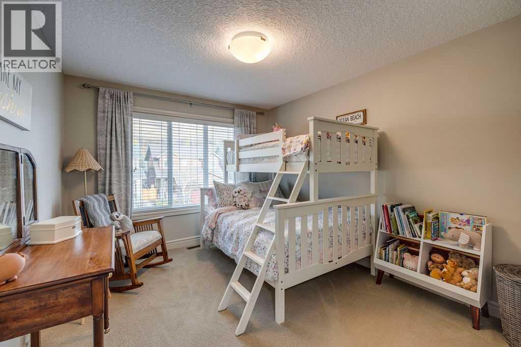 64 Cranbrook Crescent Se Property Photo 33
