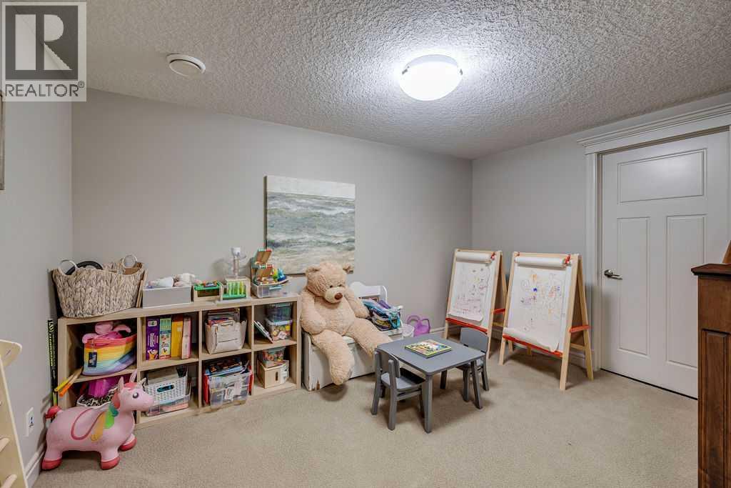64 Cranbrook Crescent Se Property Photo 37
