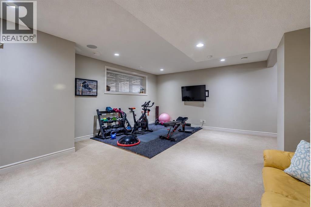 64 Cranbrook Crescent Se Property Photo 38