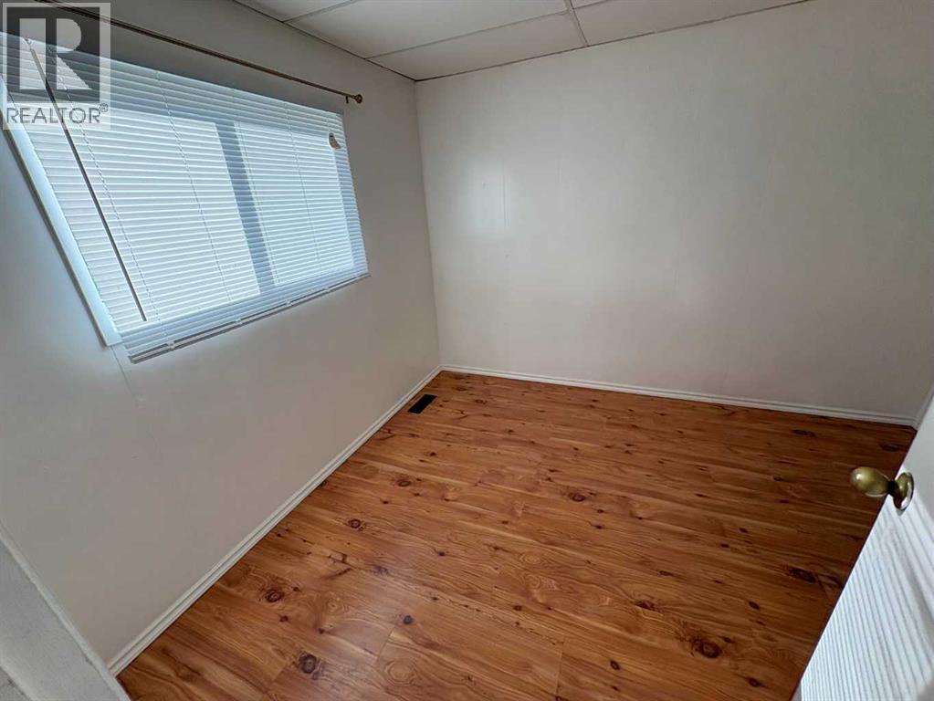 9808 97 Avenue Property Photo 6