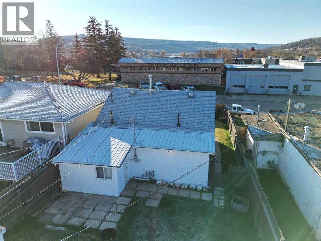9808 97 Avenue Property Photo 9
