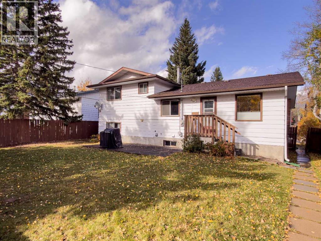 32 Mount Peechee Place Property Photo 3