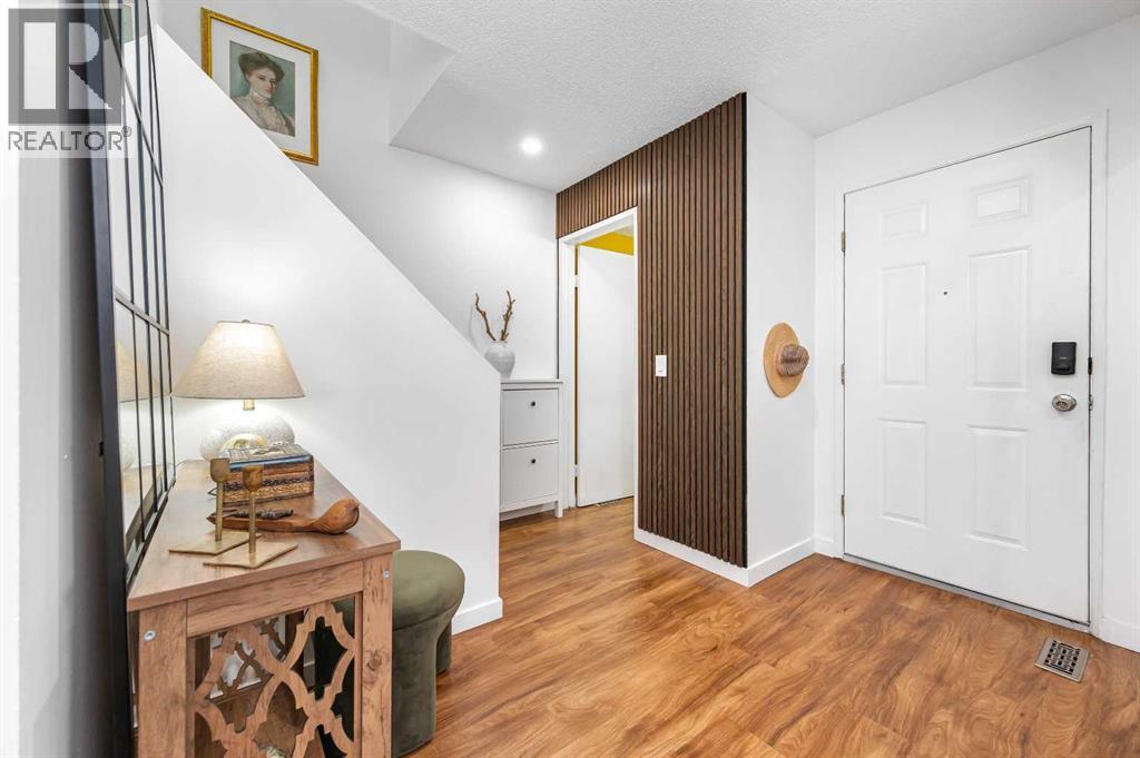 503 Signal Hill Green Sw Property Photo 4