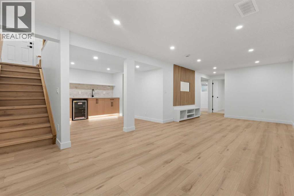 423 Queen Anne Way Se Property Photo 37