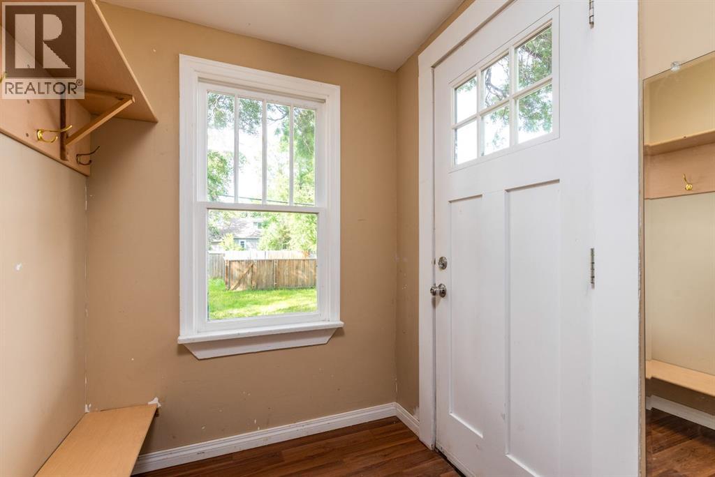 5218 49th Street Property Photo 13