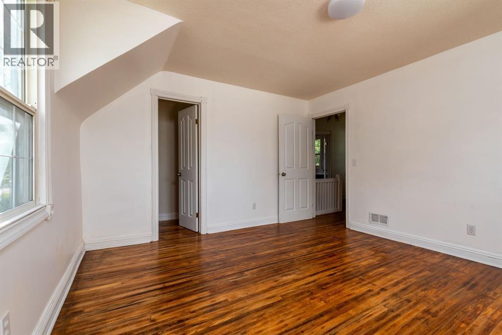 5218 49th Street Property Photo 20
