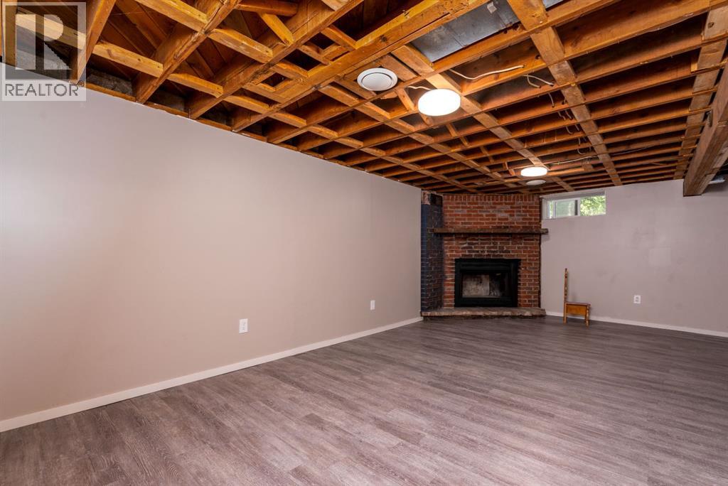 5218 49th Street Property Photo 22