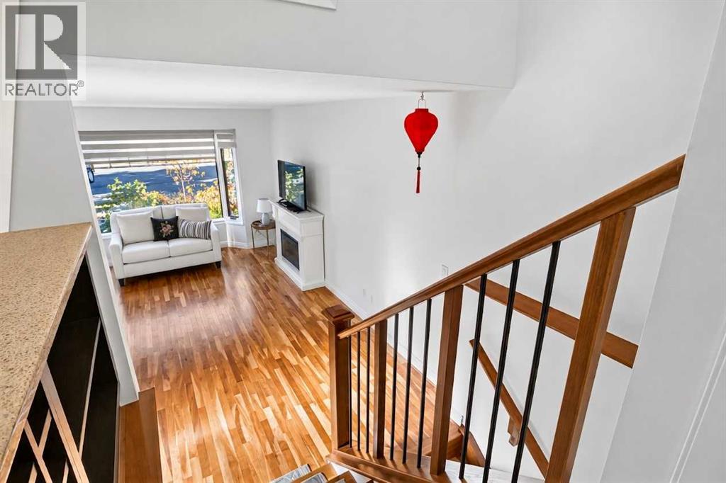 20 Erin Croft Place Se Property Photo 8