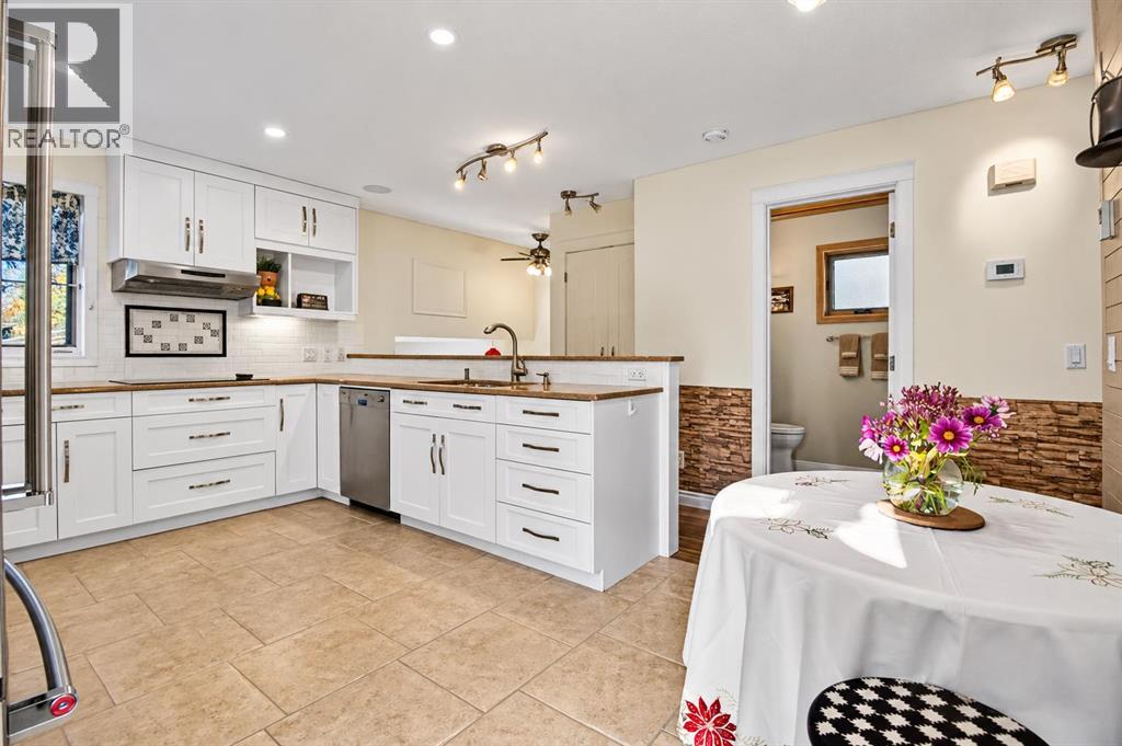 20 Erin Croft Place Se Property Photo 12