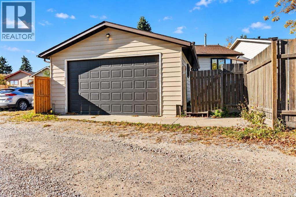 20 Erin Croft Place Se Property Photo 34