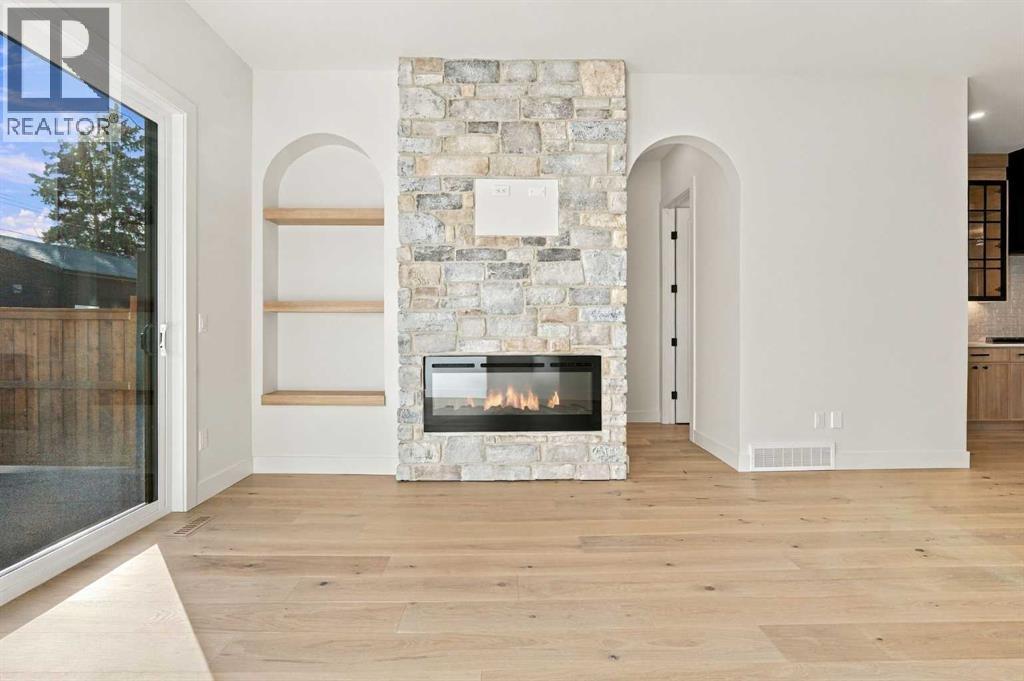 249 22 Avenue Ne Property Photo 10