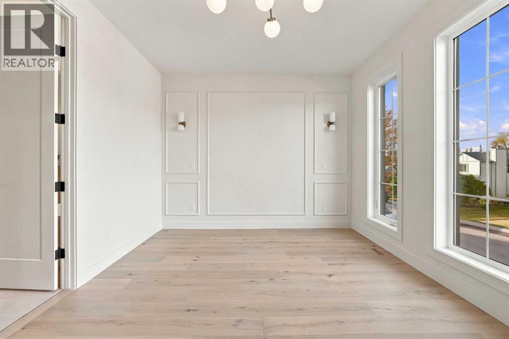 249 22 Avenue Ne Property Photo 16