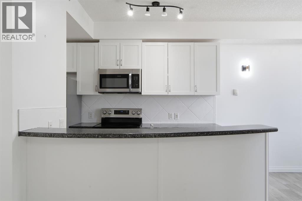 930 Centre Avenue Northeast Property Photo 18