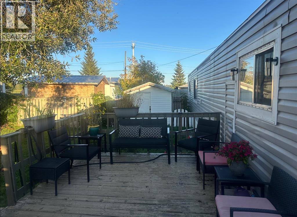 851 56 Street Property Photo 2