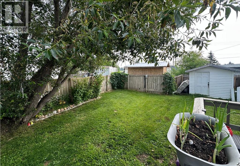 851 56 Street Property Photo 36
