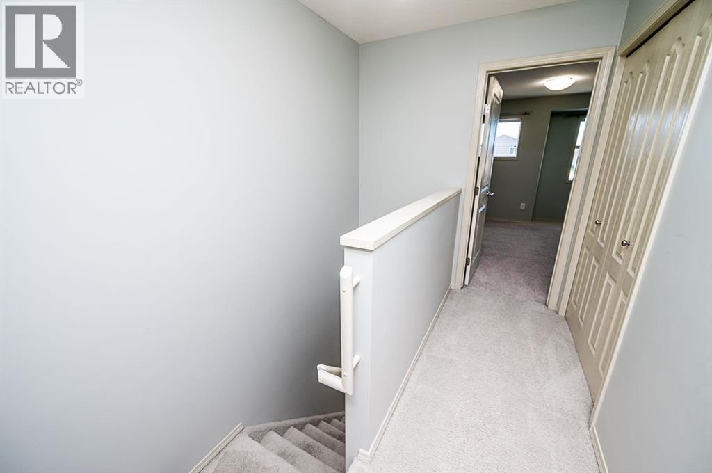 30 Carleton Avenue Property Photo 12