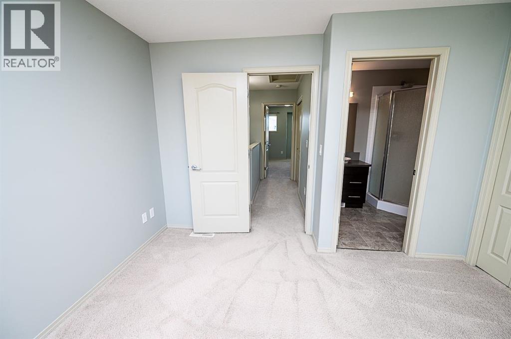 30 Carleton Avenue Property Photo 14
