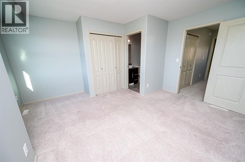 30 Carleton Avenue Property Photo 20