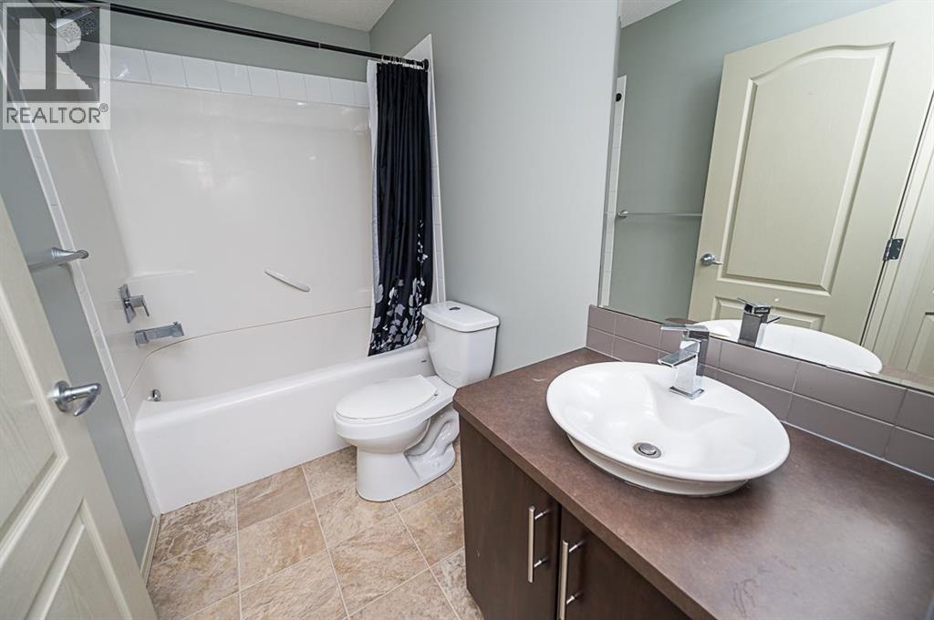 30 Carleton Avenue Property Photo 26