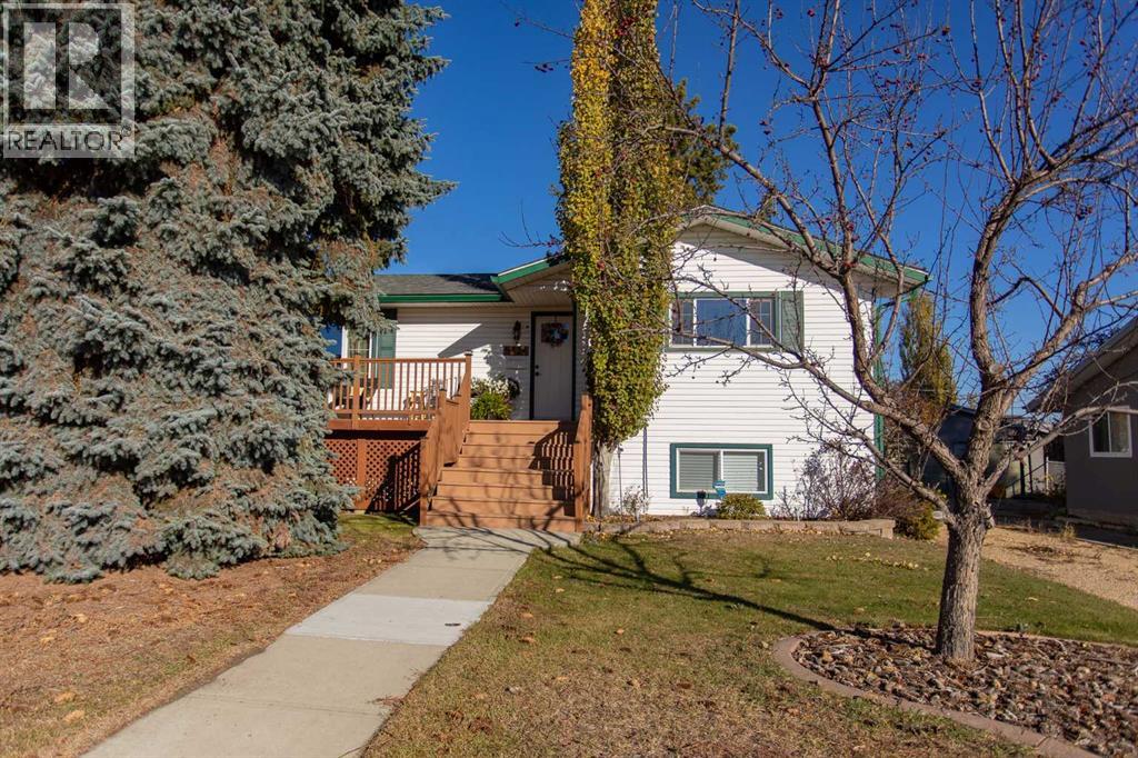 5724 55 Avenue Photo de la propriété 1