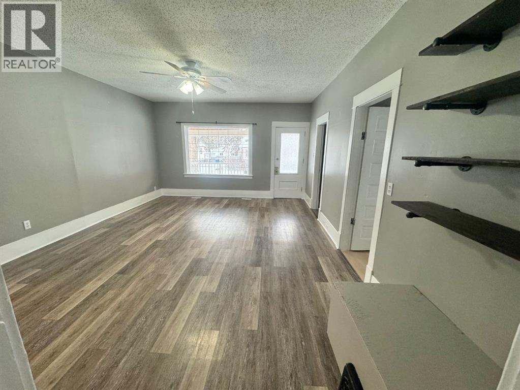 804 8 Street Se Property Photo 12