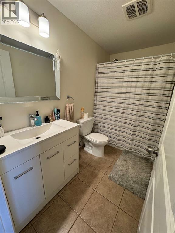 804 8 Street Se Property Photo 35