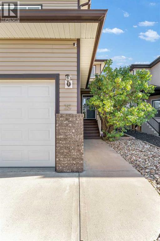 35 Somerset Link Se Property Photo 2