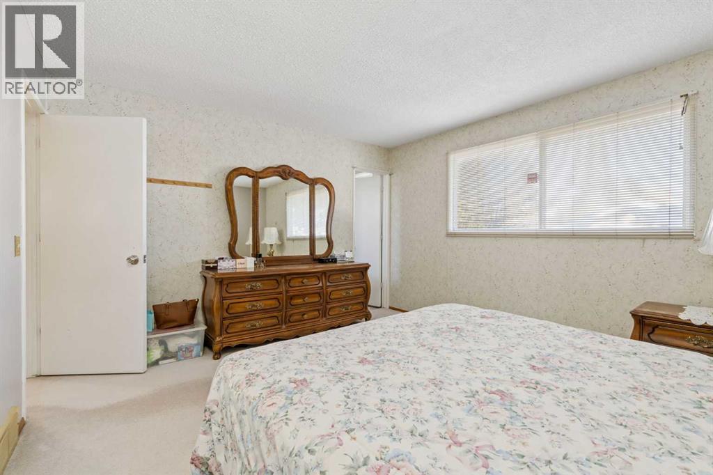 5128 Rundlehorn Drive Ne Property Photo 18