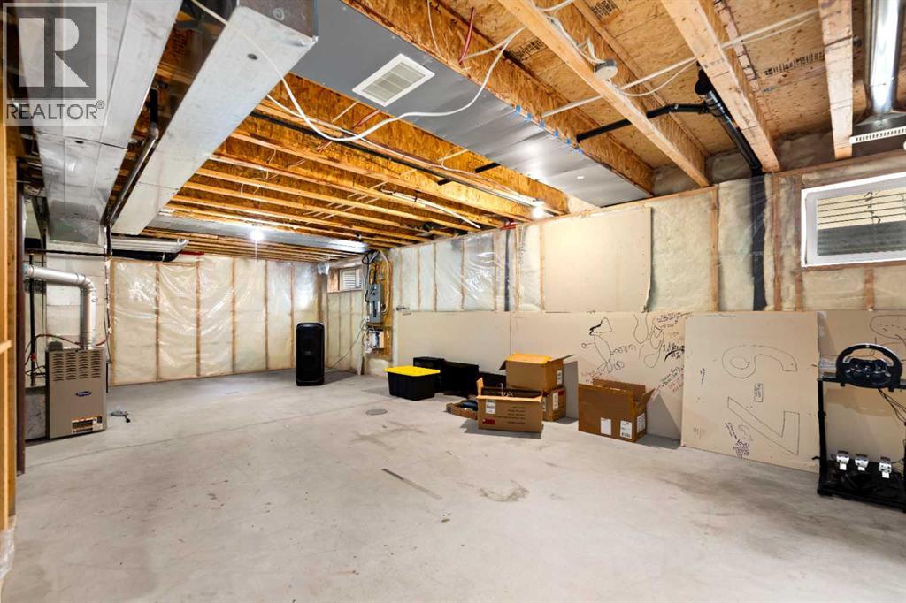 195 Cranberry Close Se Property Photo 25