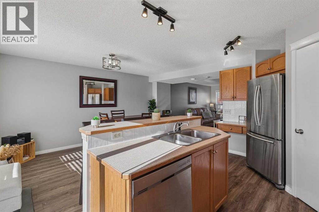 140 Prestwick Villas Se Property Photo 12
