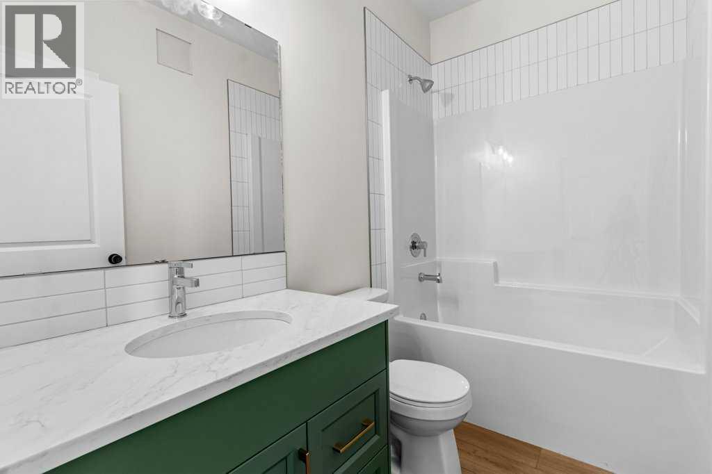 25 Ian Way Property Photo 14