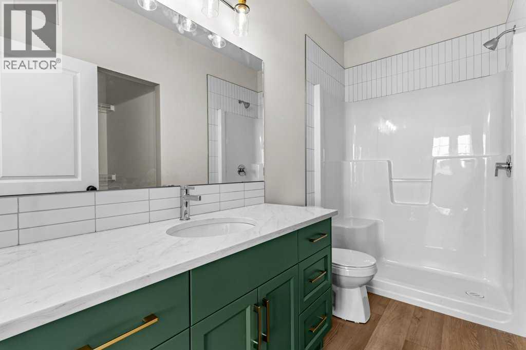 25 Ian Way Property Photo 18