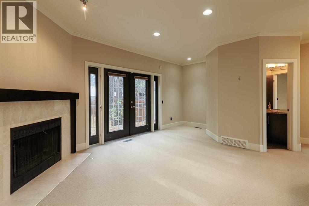 1425 Colborne Crescent Sw Property Photo 13