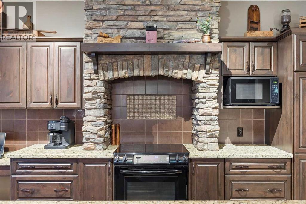 32 Cranarch Bay Se Property Photo 10