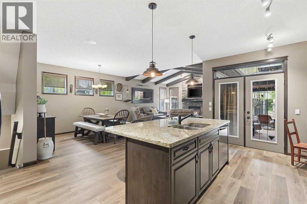 32 Cranarch Bay Se Property Photo 12