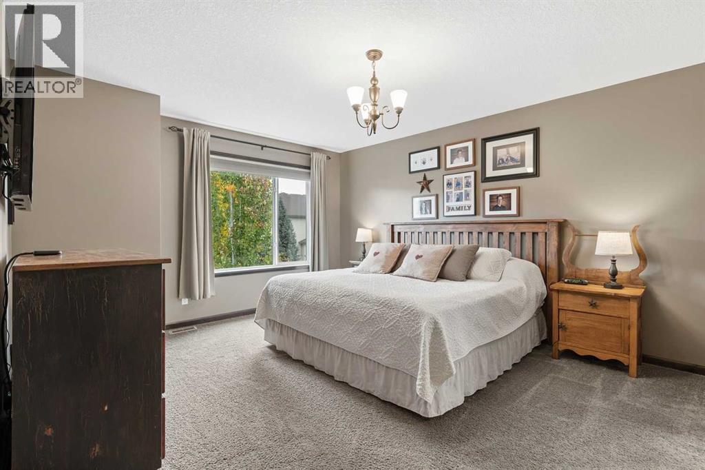 32 Cranarch Bay Se Property Photo 20