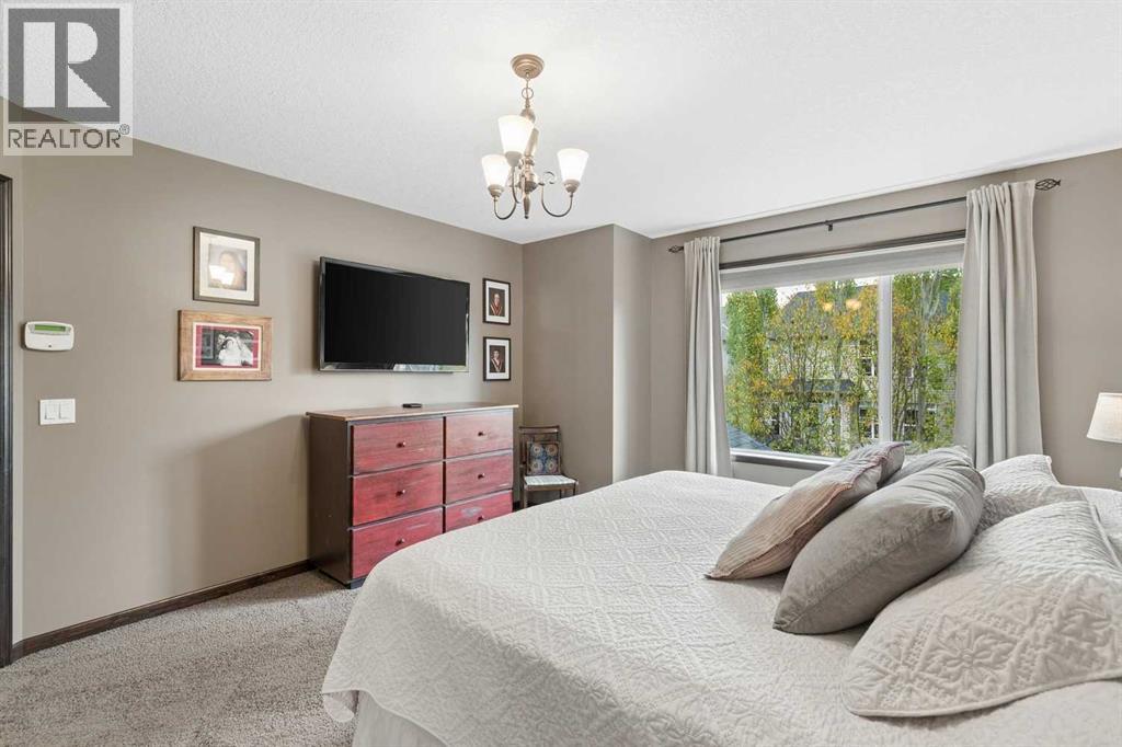 32 Cranarch Bay Se Property Photo 22