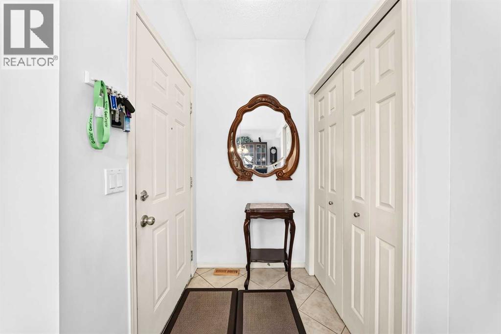 227 Bridlewood View Sw Property Photo 3