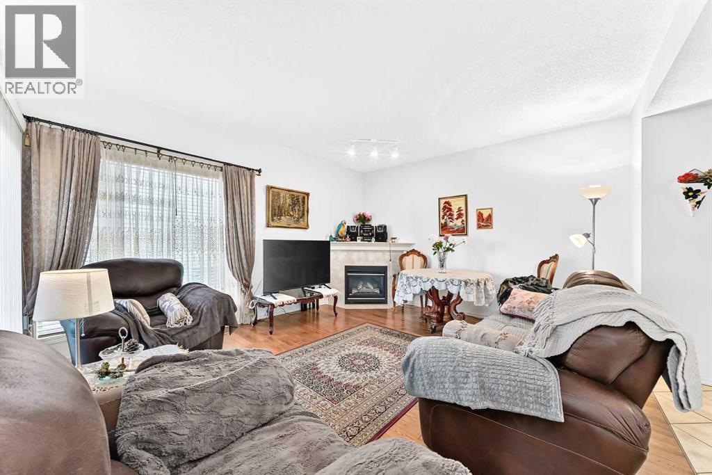 227 Bridlewood View Sw Property Photo 4