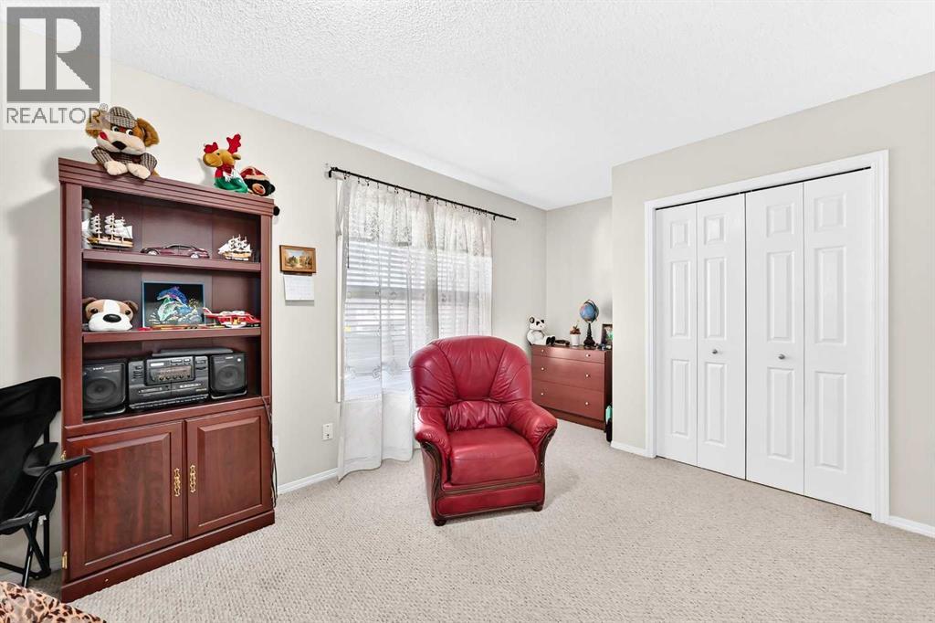 227 Bridlewood View Sw Property Photo 27