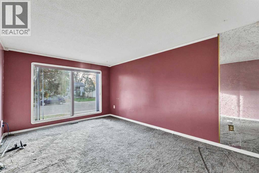 2158 7 Avenue Ne Property Photo 6