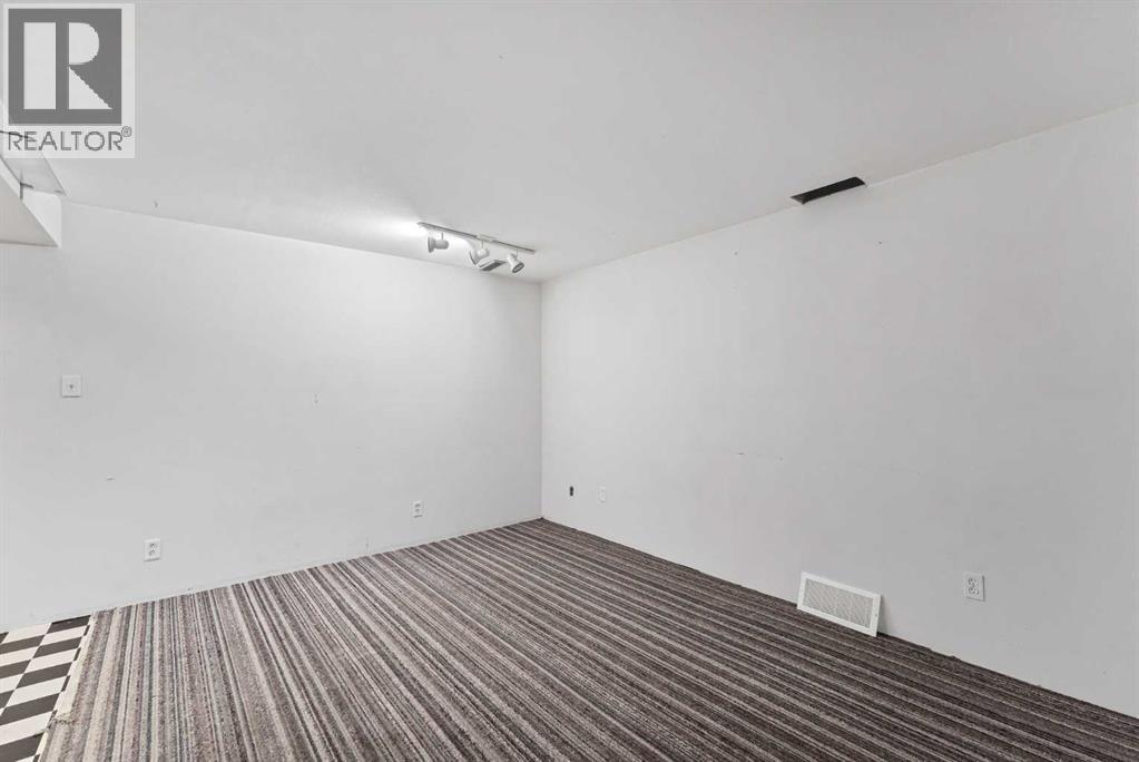 2158 7 Avenue Ne Property Photo 27